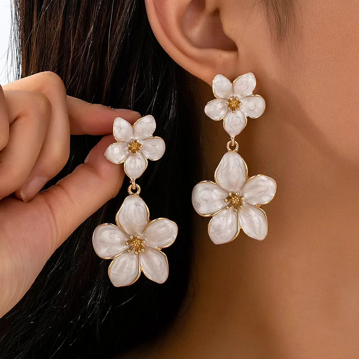 Flower Dangle Earrings — square view — Livostyle