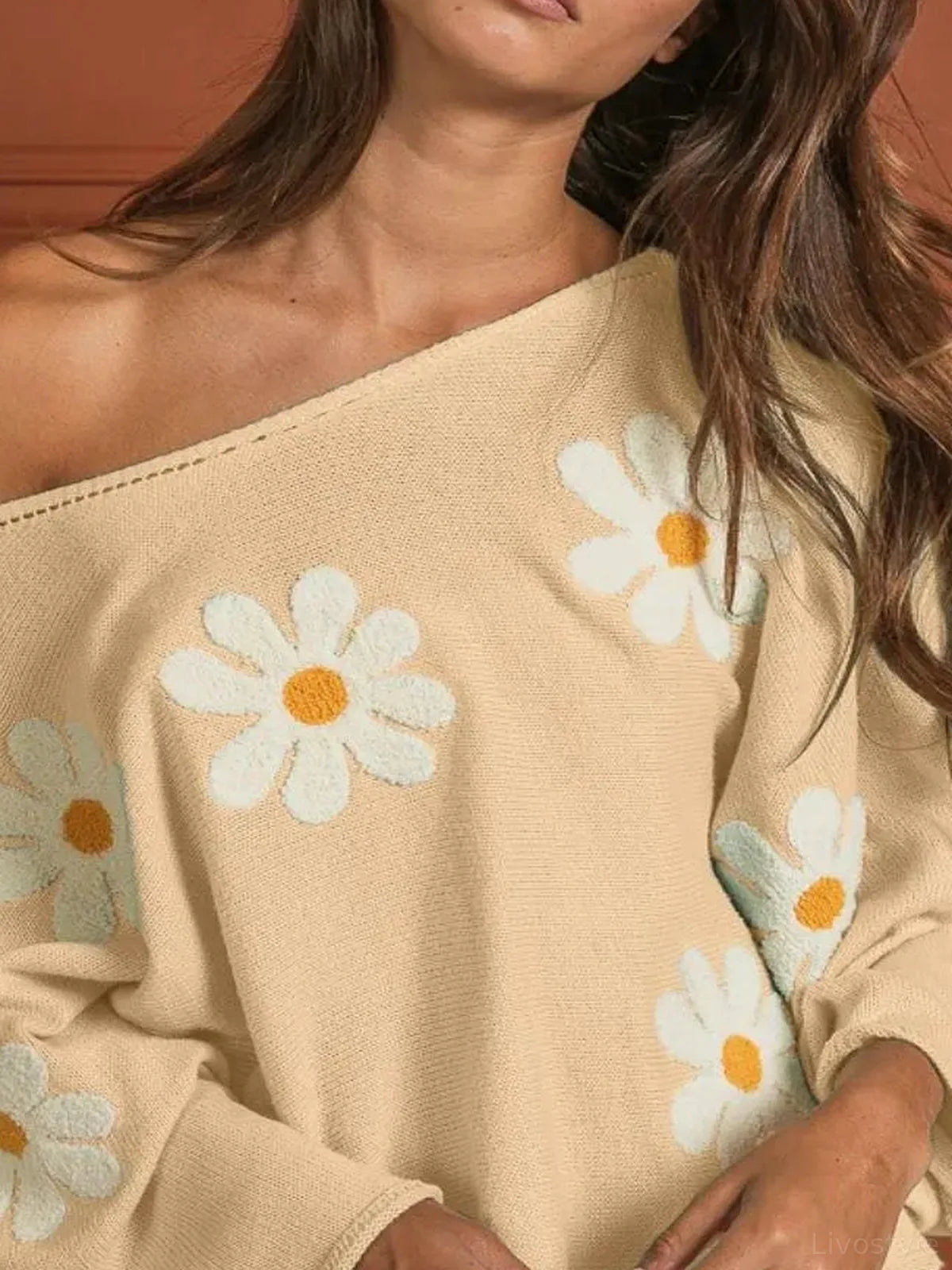 Elegant Floral Embroidered Loose Knit Top — detail view — Livostyle