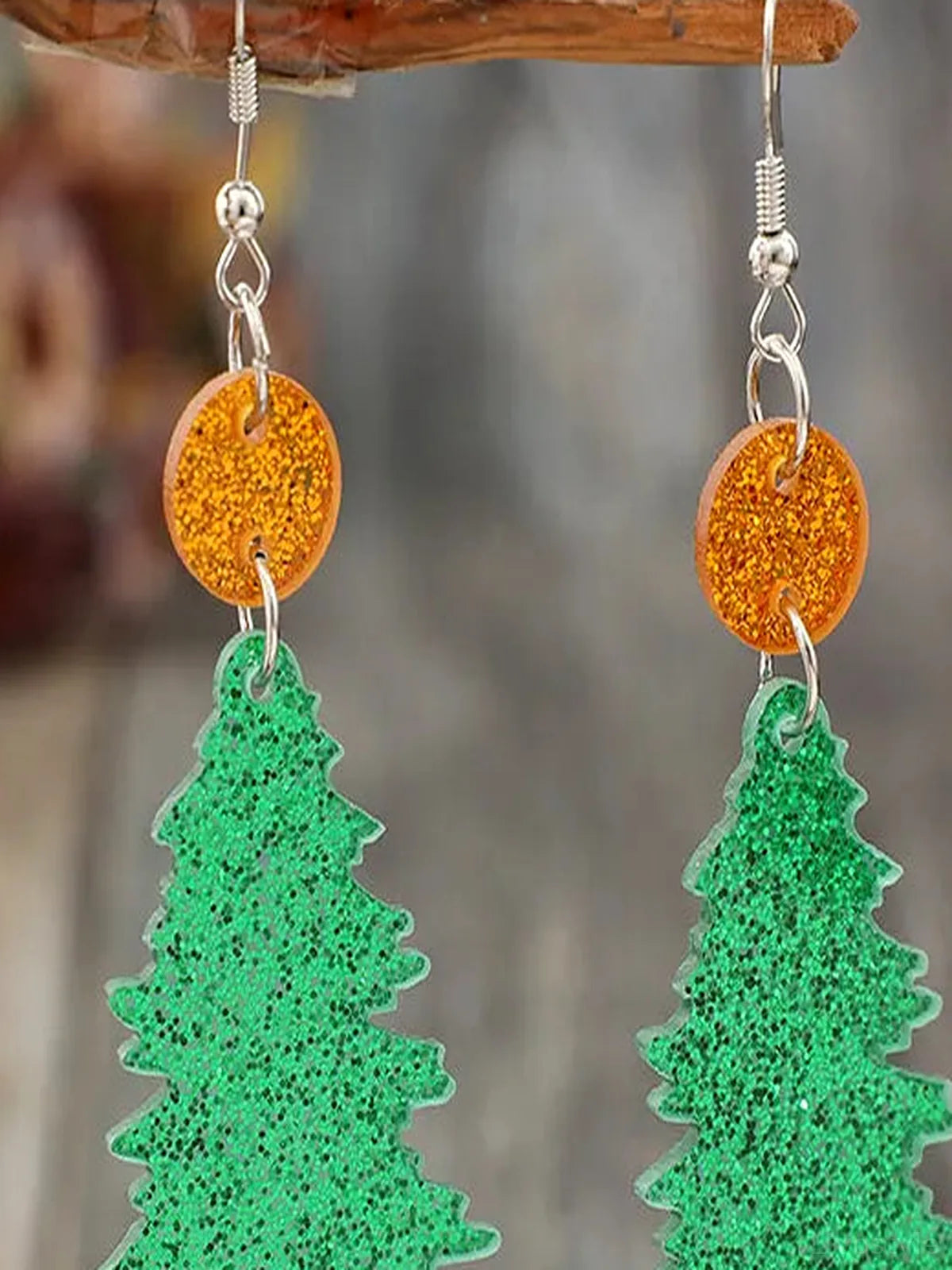 Glitter Acrylic Tree Shape Earrings — detail view — Livostyle