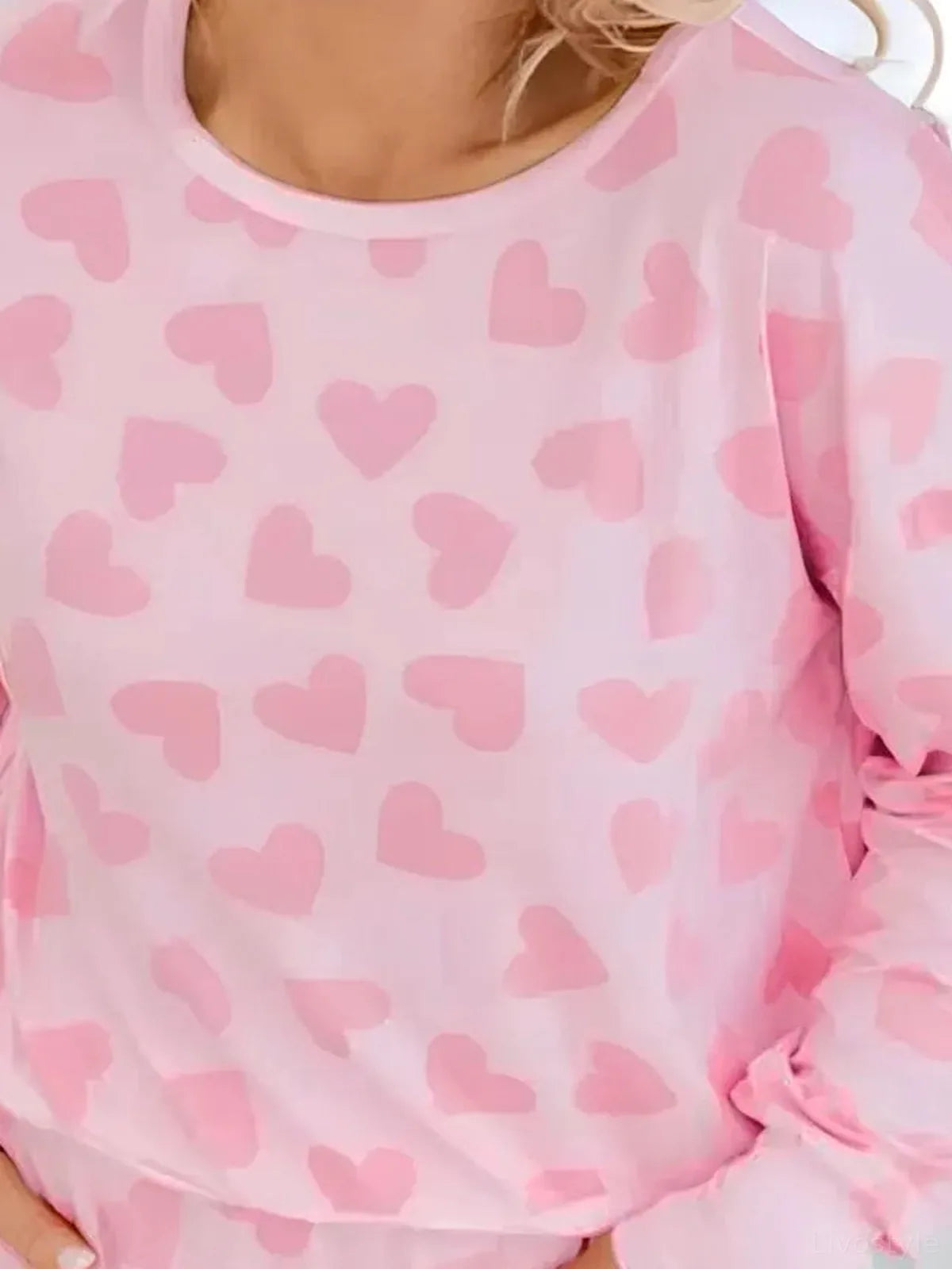 Heart Print Long Sleeve Top and Shorts Lounge Set — detail view — Livostyle