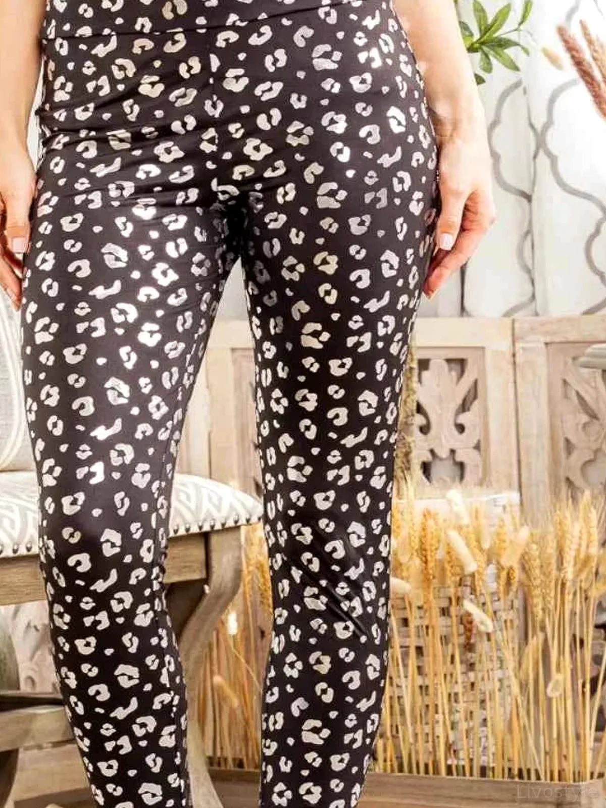 Leopard High Waist Leggings — detail view — Livostyle