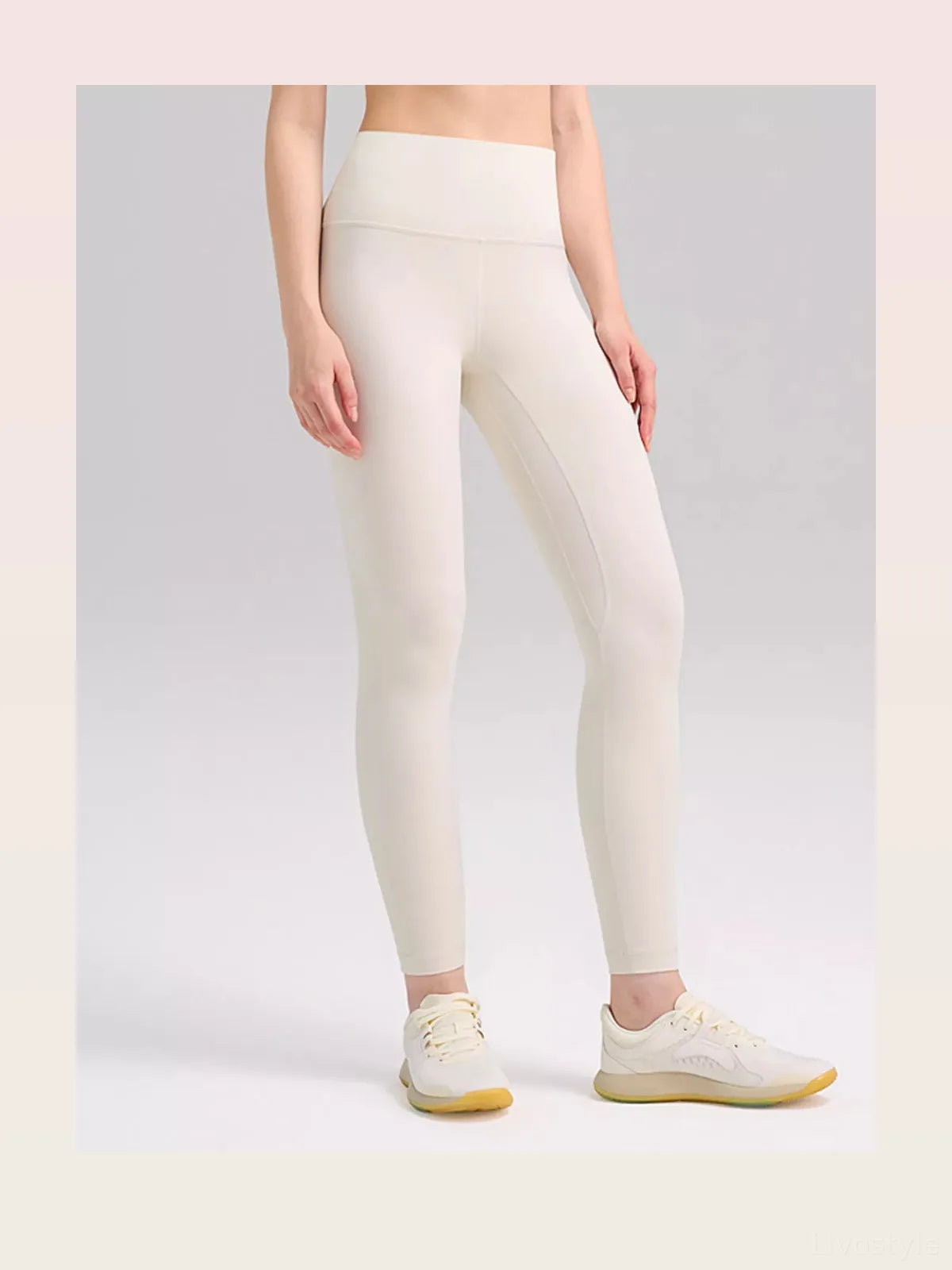 High-Waisted Seamless Active Leggings — styled showcase — Livostyle