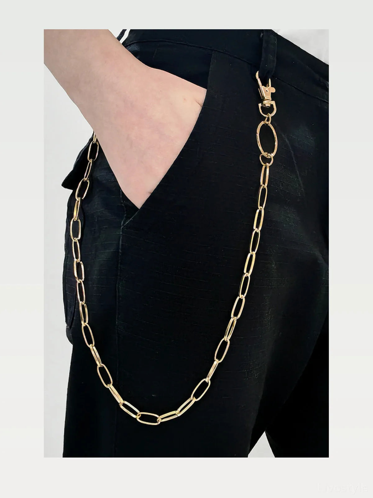 Iron Chain Belt — styled showcase — Livostyle