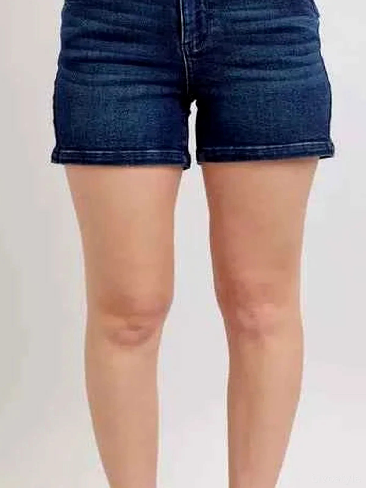 High Waist Back Flap Pocket Denim Shorts — detail view — Livostyle