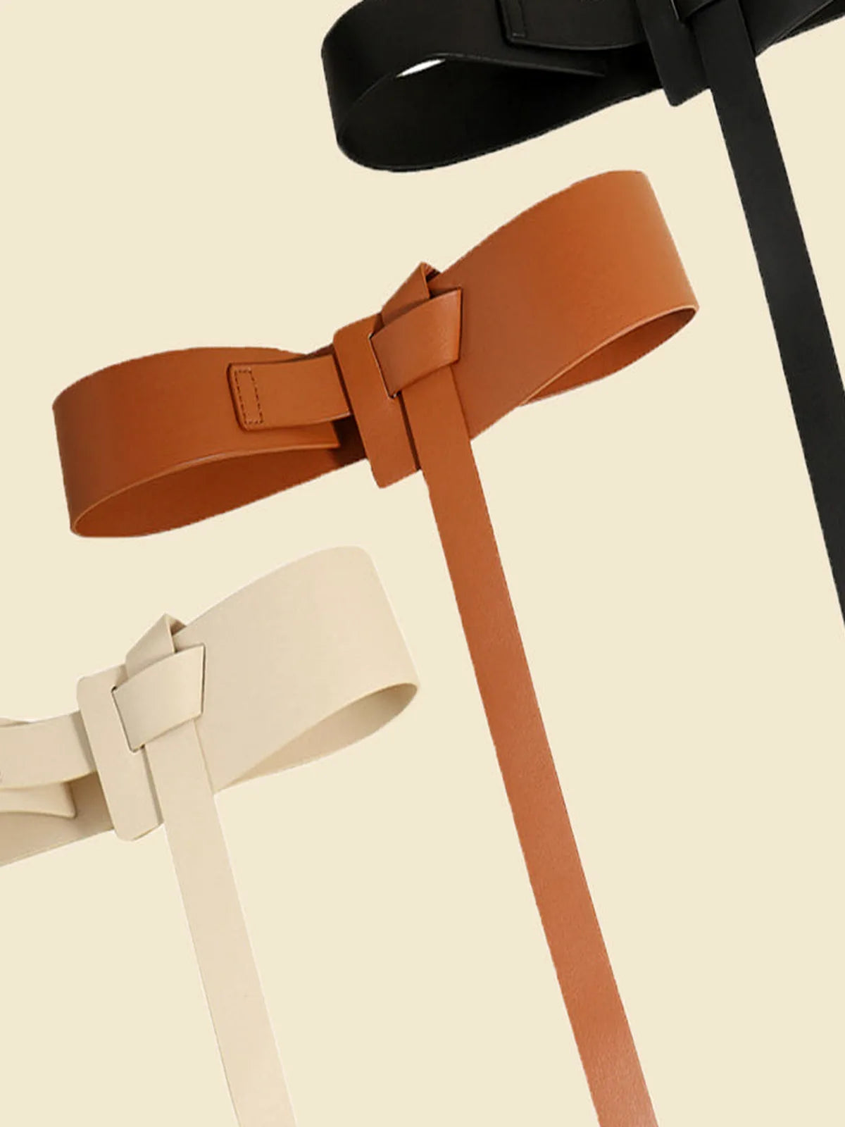 Knot Detail PU Belt — detail view — Livostyle