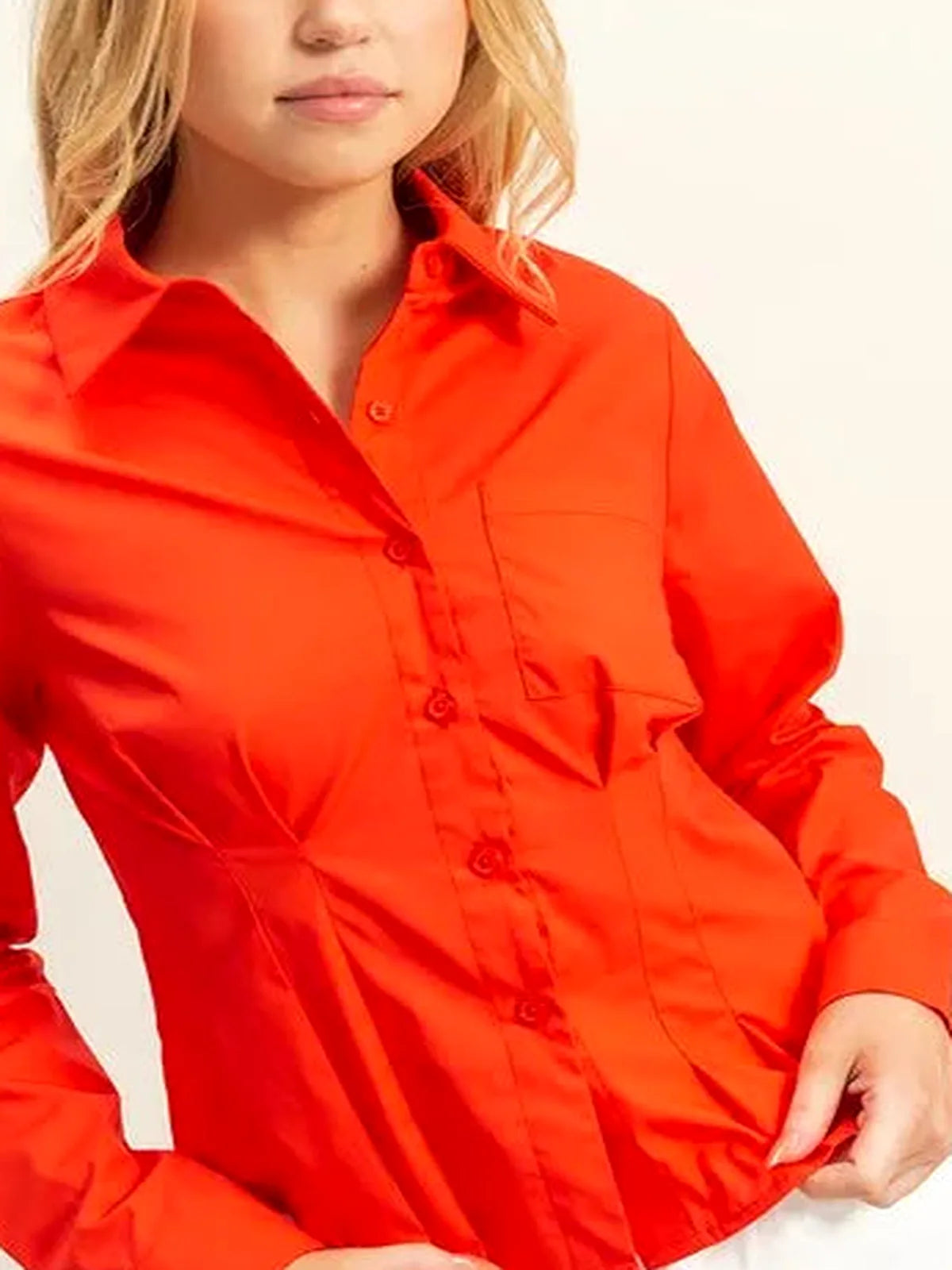 Elegant Long Sleeve Poplin Shirt with Pleated Waist — detail view — Livostyle