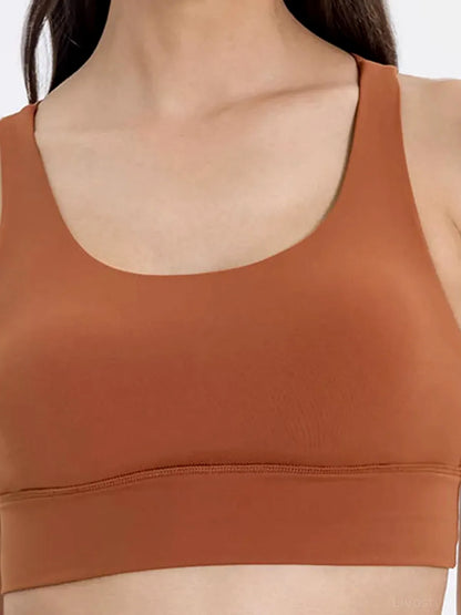 Crisscross Back Scoop Neck Active Tank with Chest Pads – photo 3