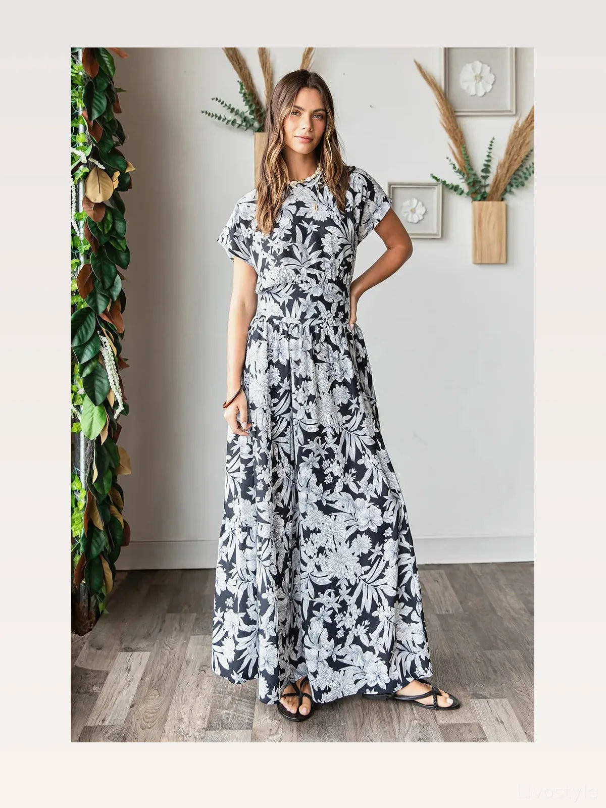 Black Tropical Print Top and Skirt Set — styled showcase — Livostyle