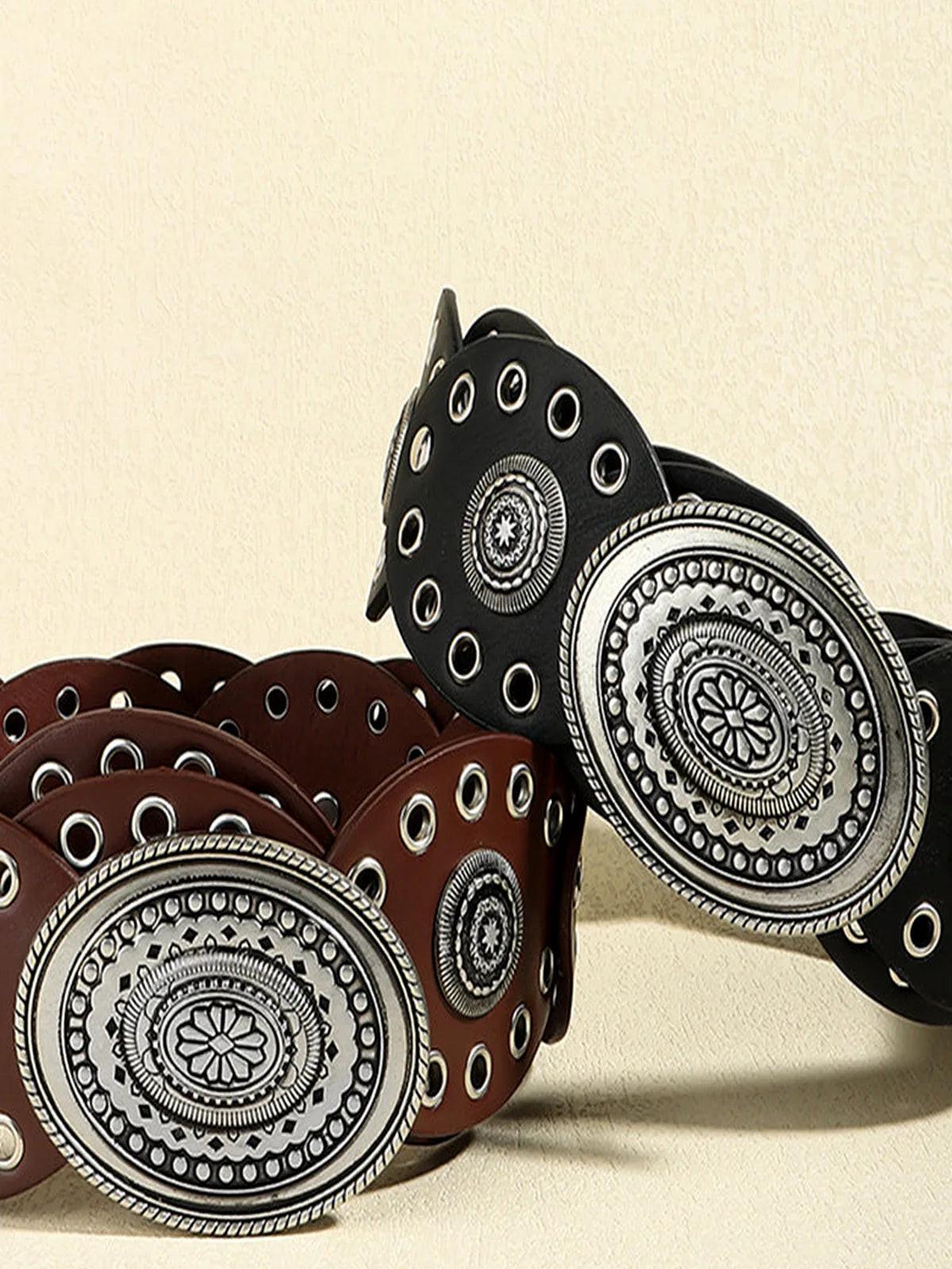 Oval PU Belt — detail view — Livostyle
