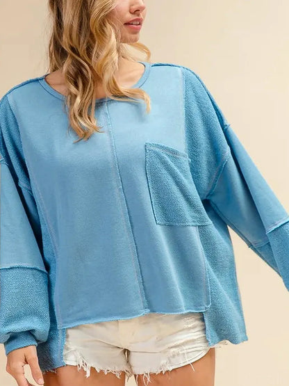Cozy Oversized Sweatshirt with Front Pocket — detail view — Livostyle