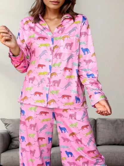 Pocketed Printed Top and Pants Lounge Set — detail view — Livostyle