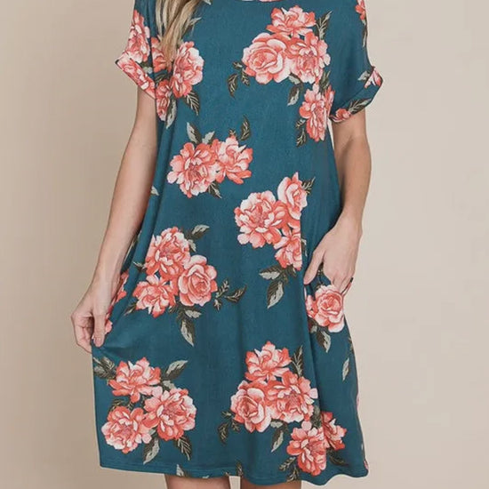 Stylish Floral Tee Dress with Pockets