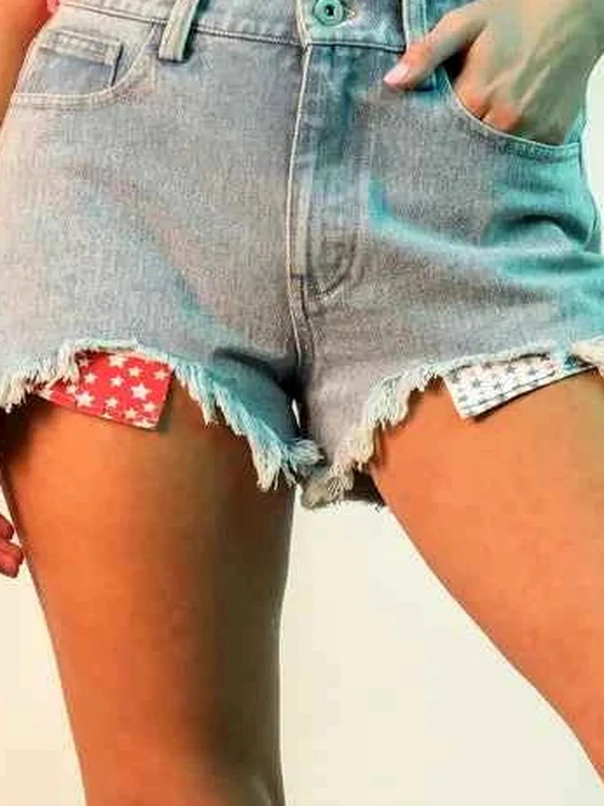 Raw Hem Pocketed Contrast Washed Denim Shorts in Lt Denim — detail view — Livostyle