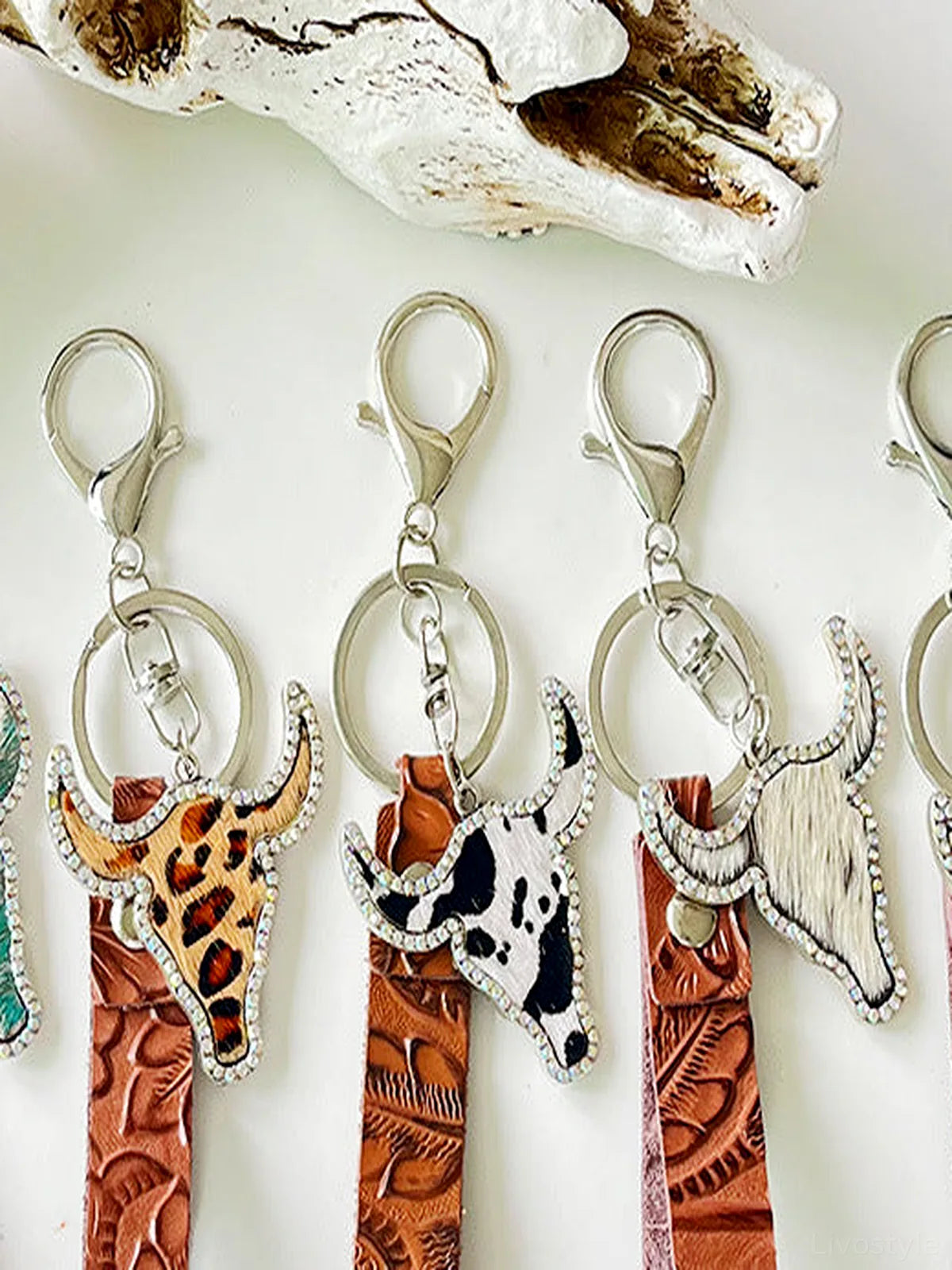 Leopard Faux Leather Rhinestone Bull Keychain — detail view — Livostyle