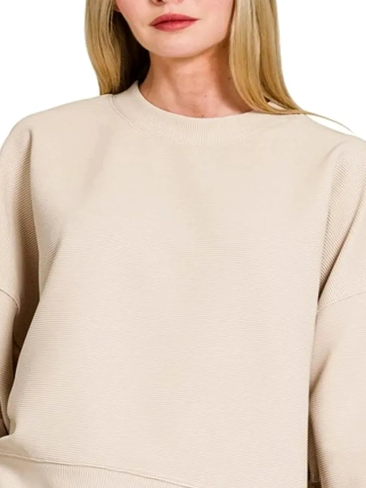 Ribbed Balloon Sleeve Sweatshirt — detail view — Livostyle