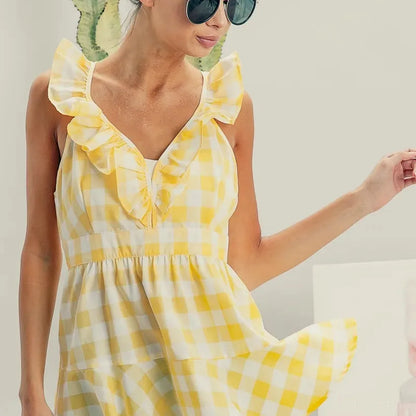 Chic Embroidered Crochet Summer Tank Top with Ruffles — square view — Livostyle