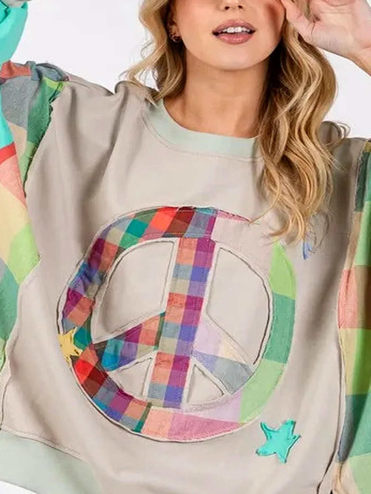 Contrast Peace Patch Dropped Shoulder Sweatshirt — detail view — Livostyle