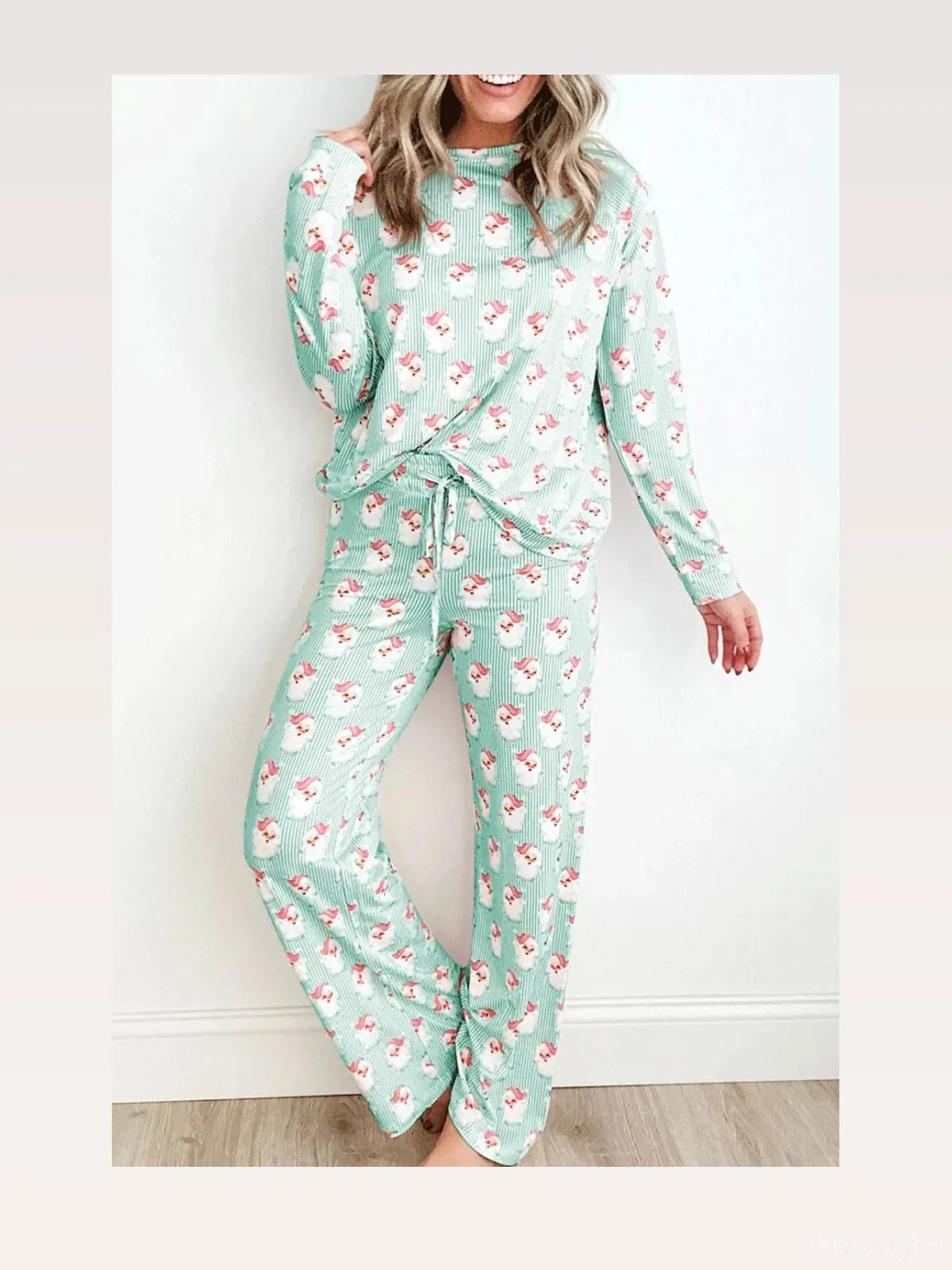 Santa Print Long Sleeve Top and Pants Lounge Set — styled showcase — Livostyle