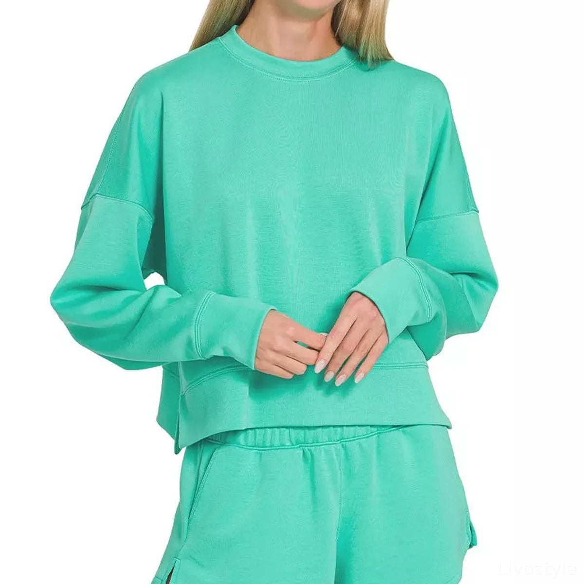 Scuba Long Sleeve Sweatshirts & Shorts Set — square view — Livostyle