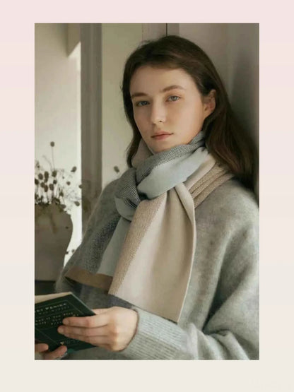 Thermal Contrast Acrylic Scarf — styled showcase — Livostyle