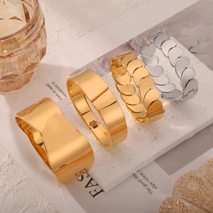 Titanium Steel Bracelet — square view — Livostyle