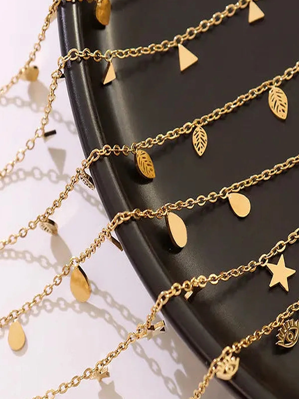 Titanium Steel Charm Necklace — detail view — Livostyle