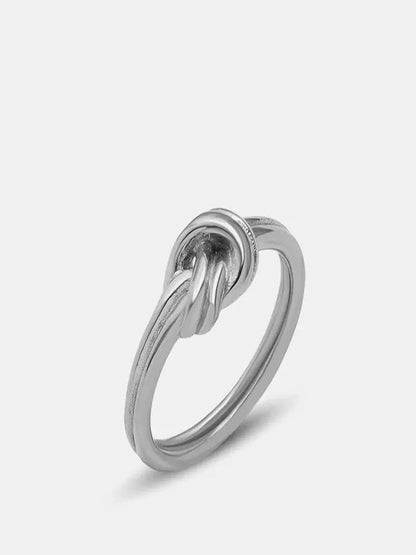 Titanium Steel Knot Ring — detail view — Livostyle