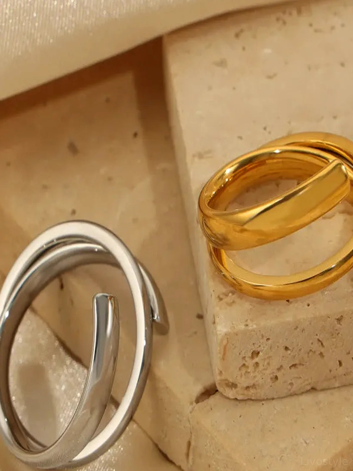 Titanium Steel Layered Wrap Ring — detail view — Livostyle