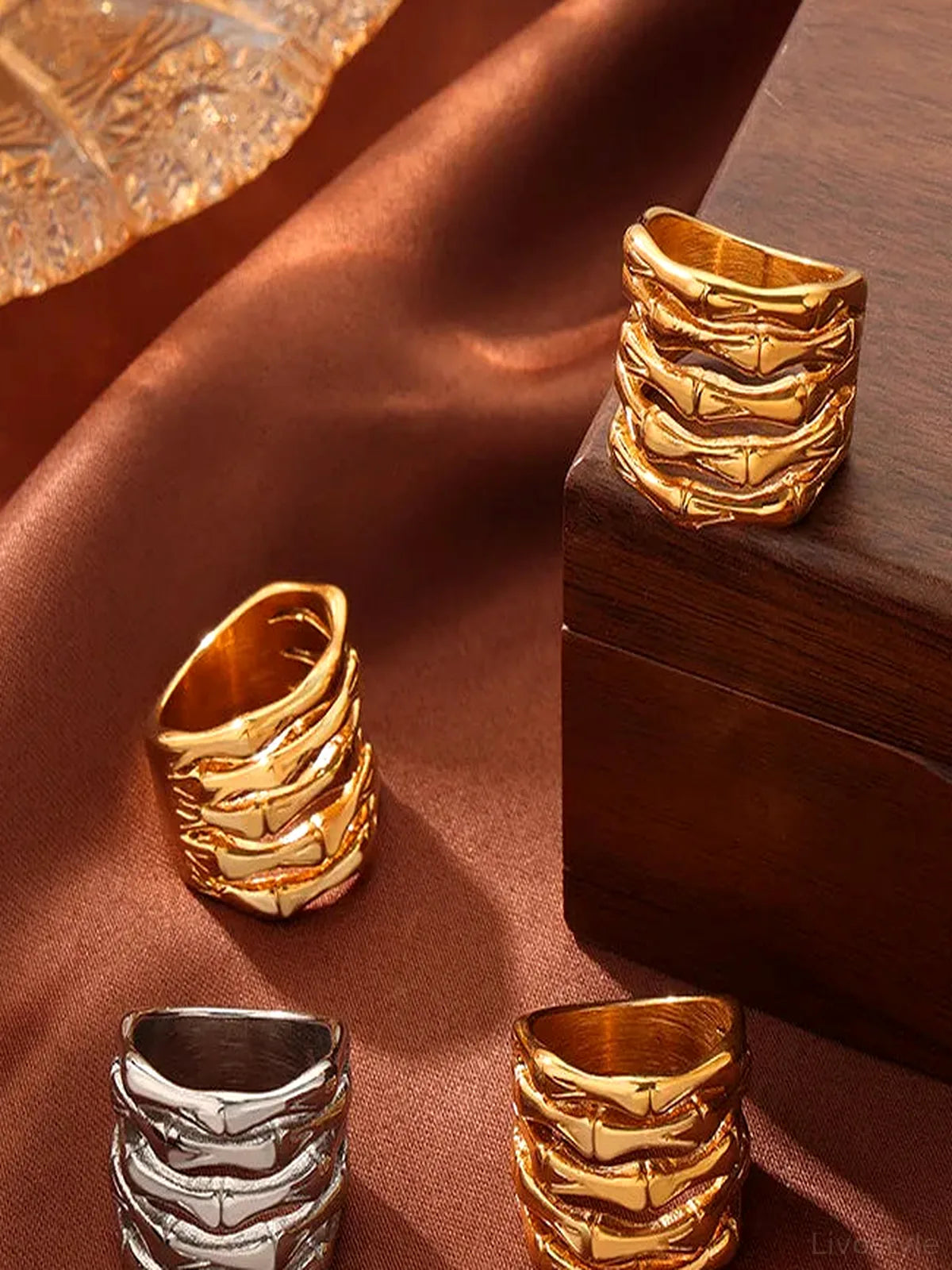 Titanium Steel Multi-Layered Ring — detail view — Livostyle
