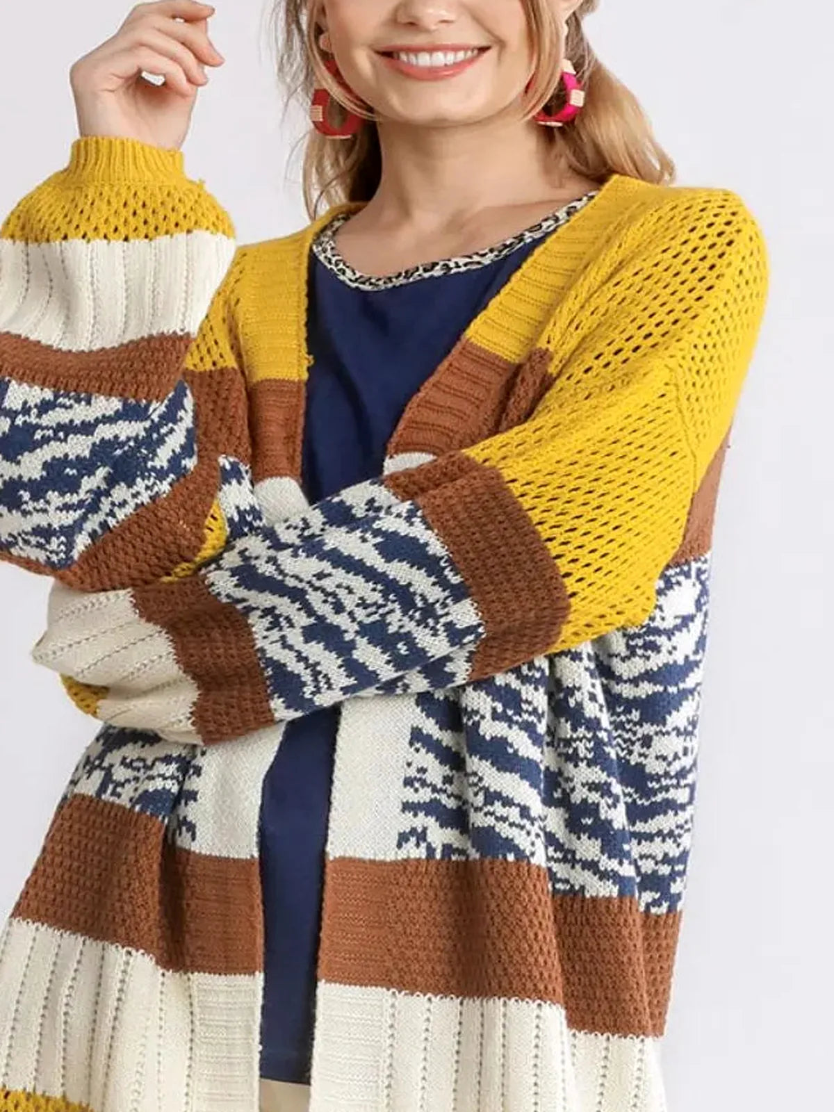 Color-Block Open-Front Longline Cardigan — detail view — Livostyle