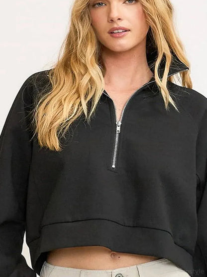 Half Zip Cropped Sweatshirt in Black — detail view — Livostyle
