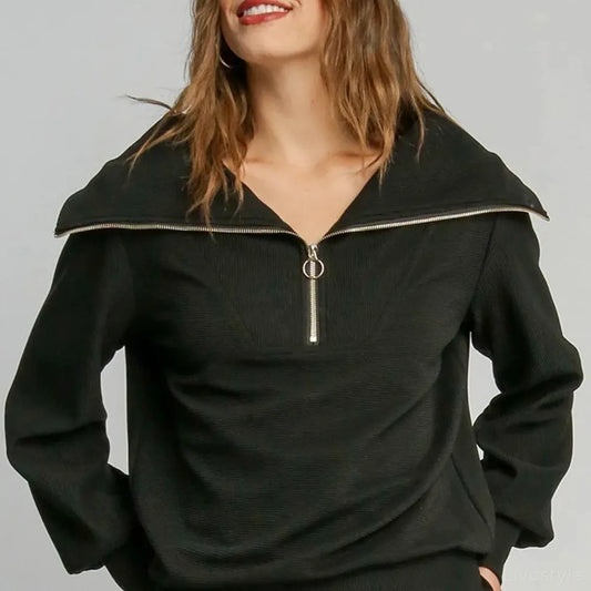 Ribbed Knit Half Zipper Sweatshirt in Black — square view — Livostyle