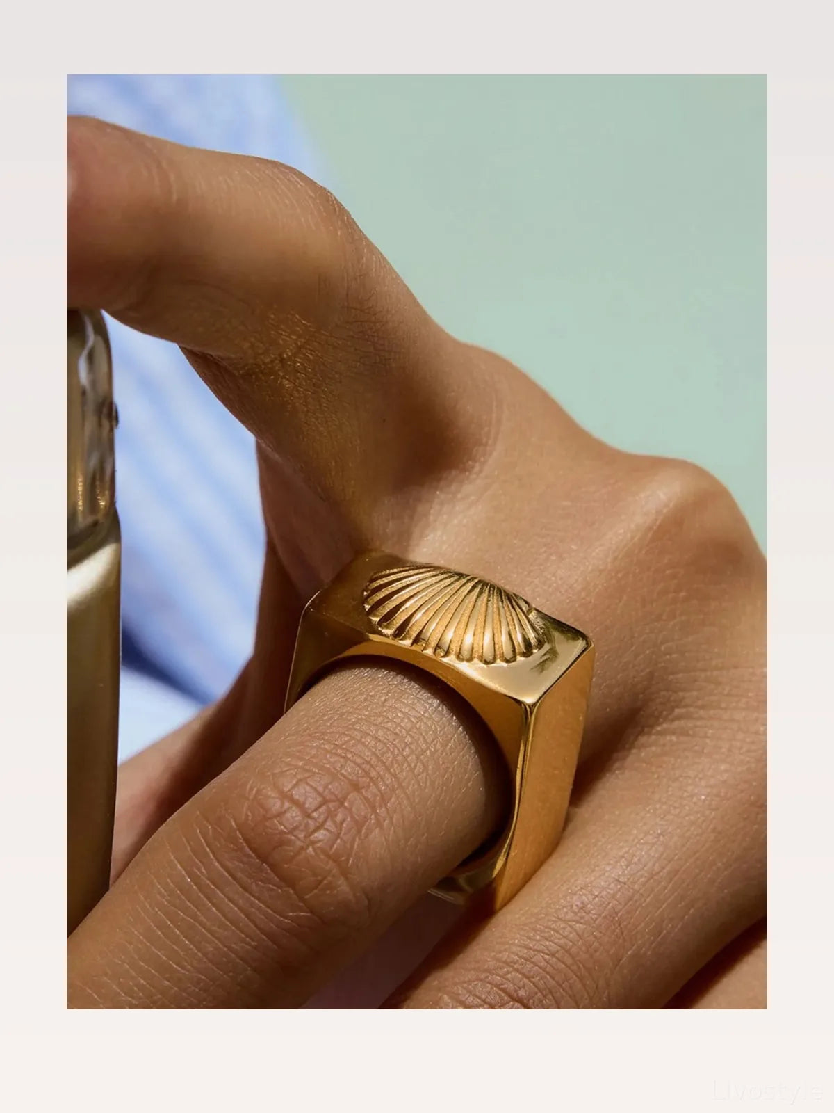 Vintage Shell Pattern Gold Signet Ring — styled showcase — Livostyle