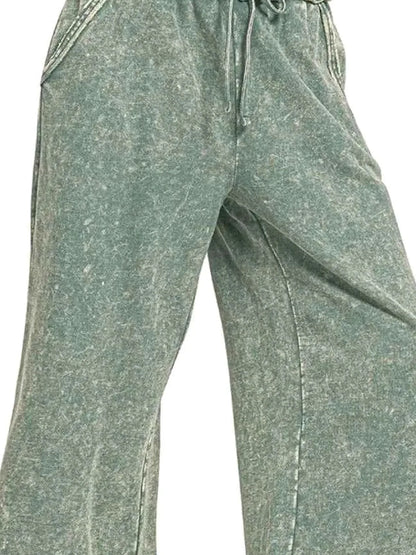 Washed French Terry Palazzo With Pockets in Ash Jade — detail view — Livostyle