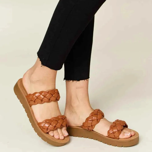 Woven Dual Band Platform Sandals — square view — Livostyle