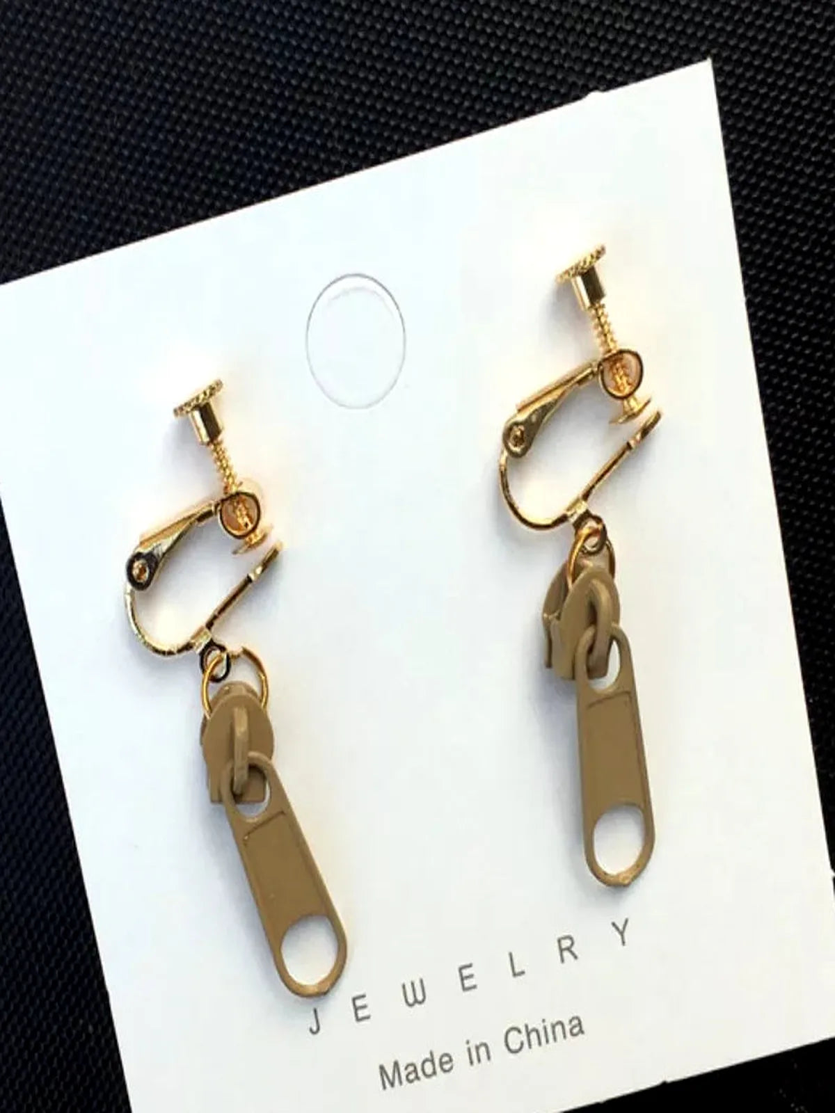 Zipper Dangle Clip-on Earrings — detail view — Livostyle